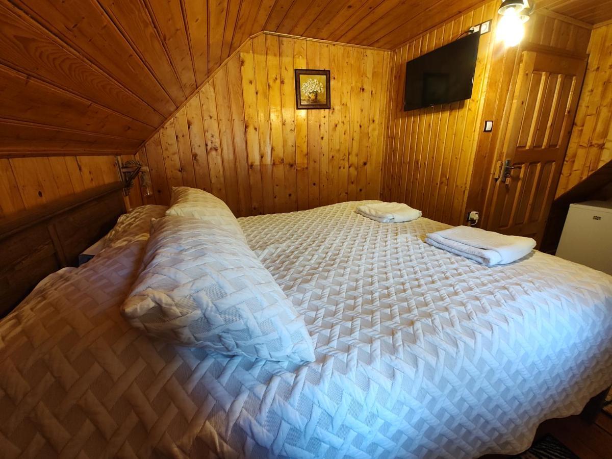 Villa Sezatoarea Lupilor Lepşa Exterior foto